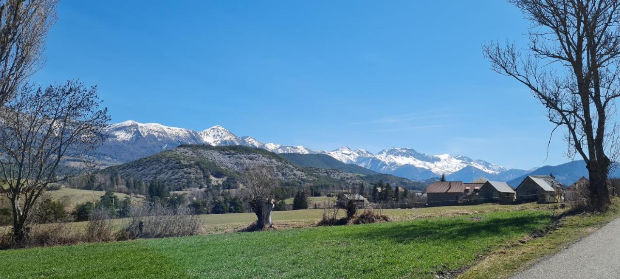 L'Auberge Saint-Vincent-les-Forts 外观 照片